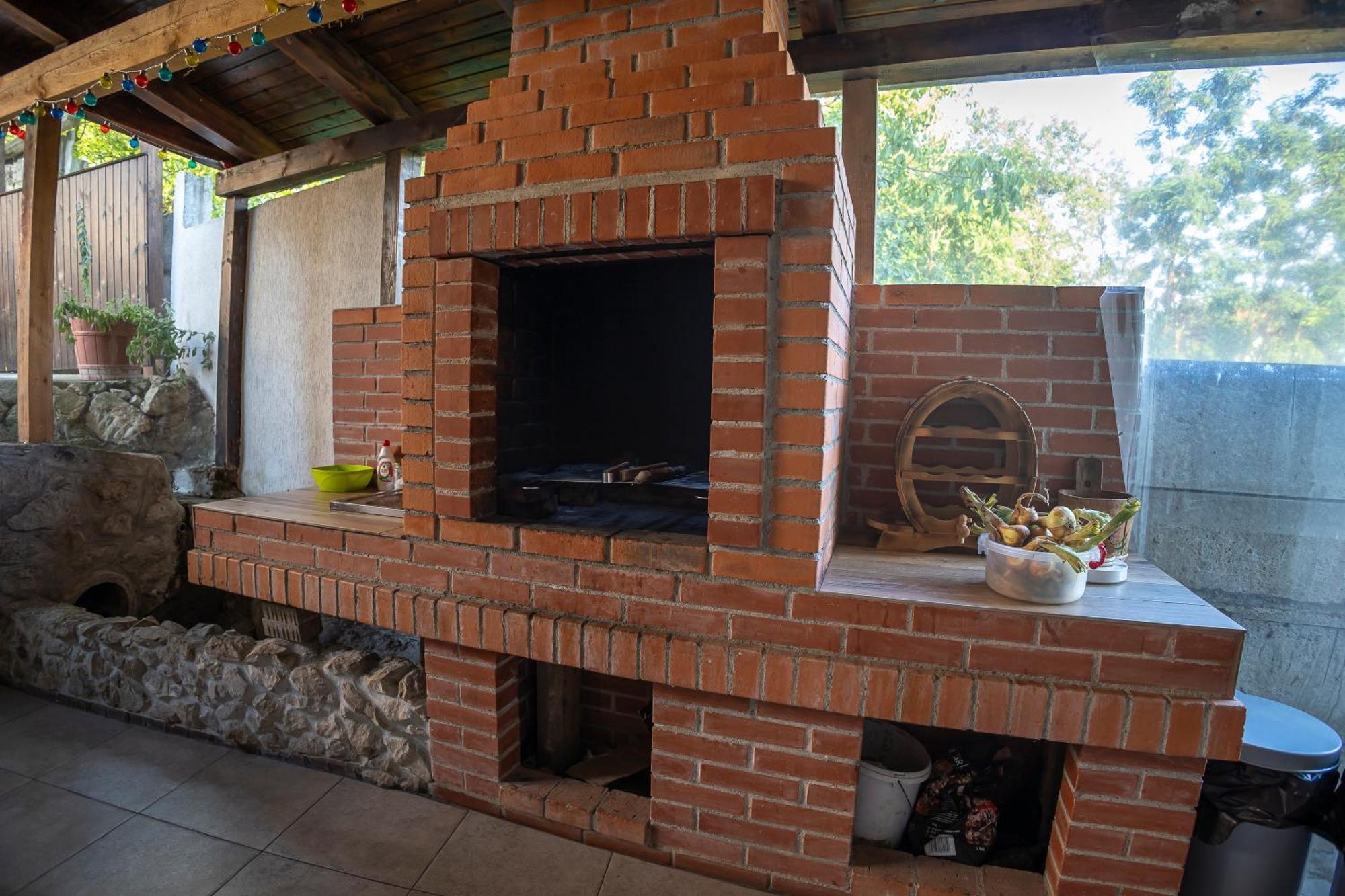 Agropensiunea Colev Guest house